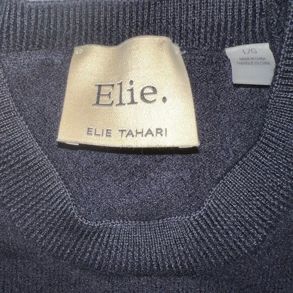 Elie Tahari 100% Merino Wool Short Sleeve Sweater Navy Blue Size L RUNS SMALL - Picture 3 of 11